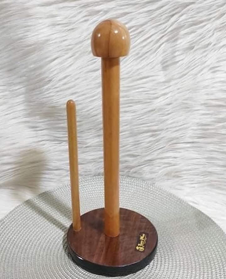 حامل مناديل خشب بقاطع