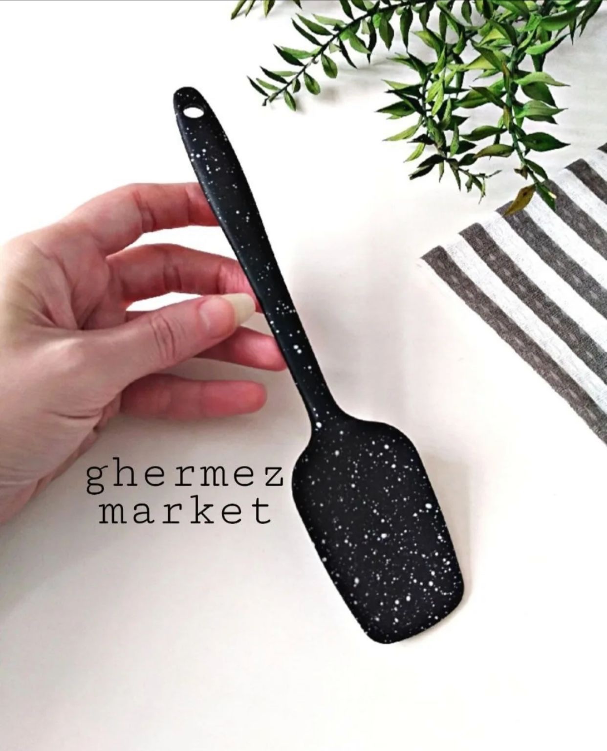 معلقه سيلكون